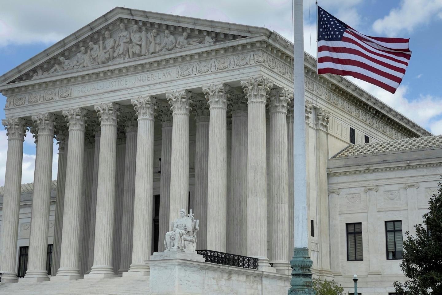 Supreme Court to consider the right to carry handgun in public