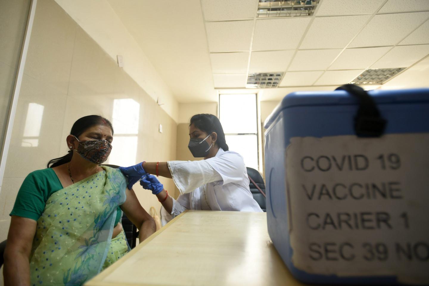 How the U.S. can quickly prevent half a million COVID deaths around the world