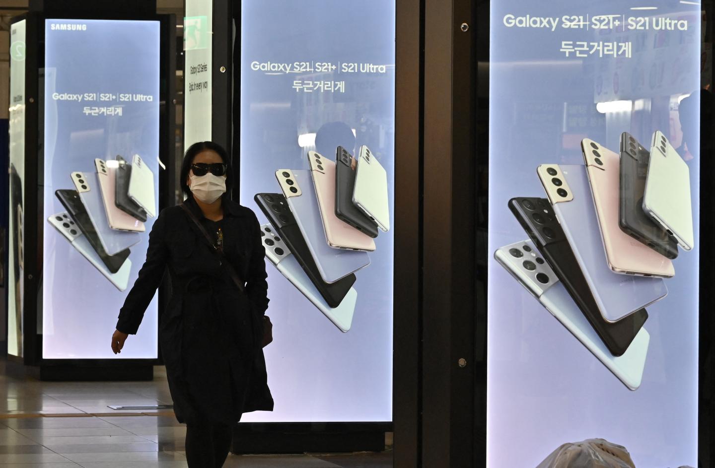 From iPads to luxury cars—here’s how the global chips crisis is strangling supply chains