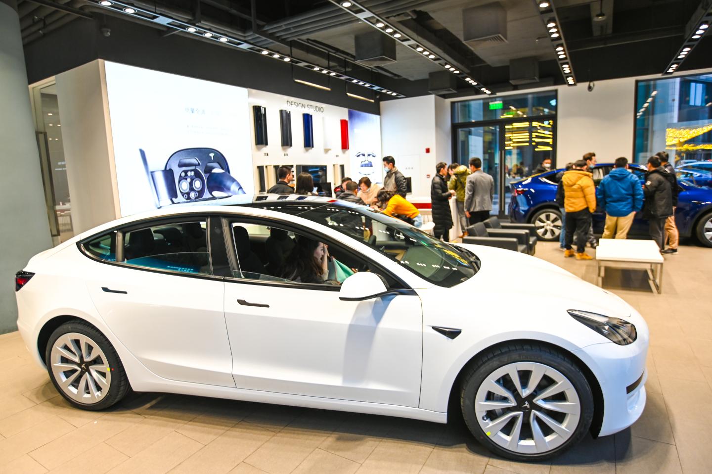 Tesla leaves traders wanting as stock falls after profit beat