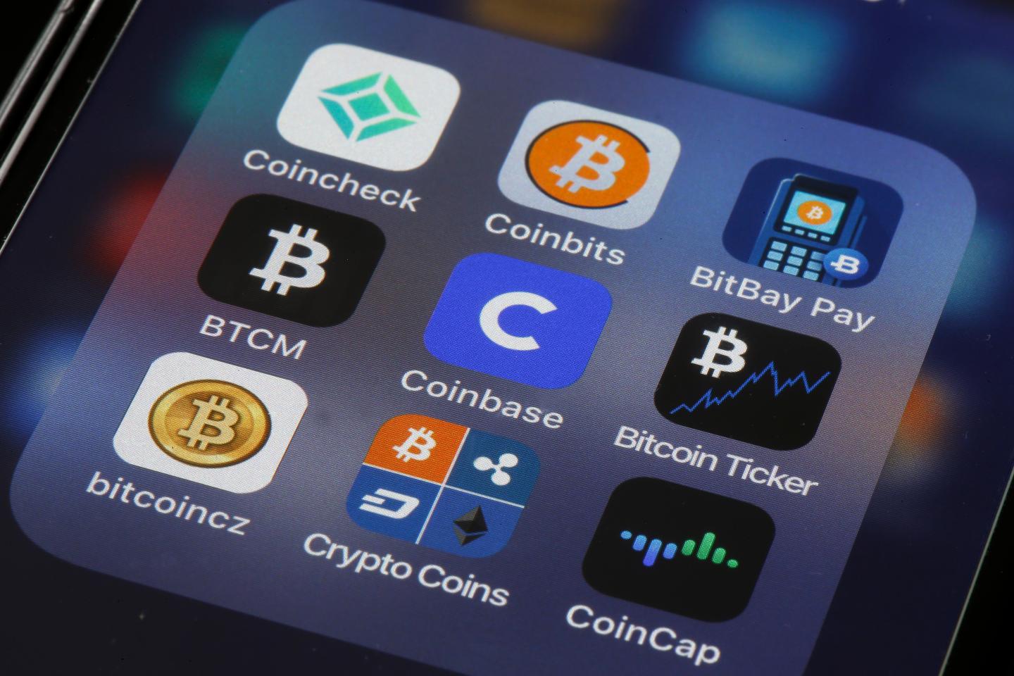 It’s crypto bulls versus Wall Street as Coinbase shares get set to trade