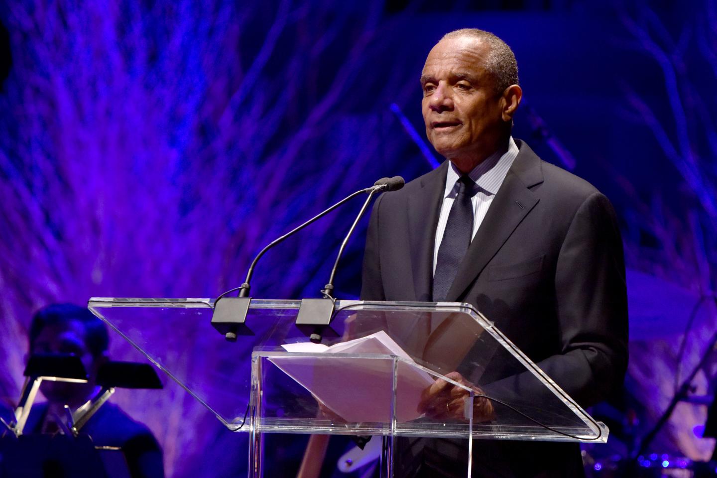 Gala Honoree Kenneth Chenault accepts the Lincoln Center Laureate Award onstage at the Winter Gala at Lincoln Center at Alice Tully Hall on February 13, 2018 in New York City.