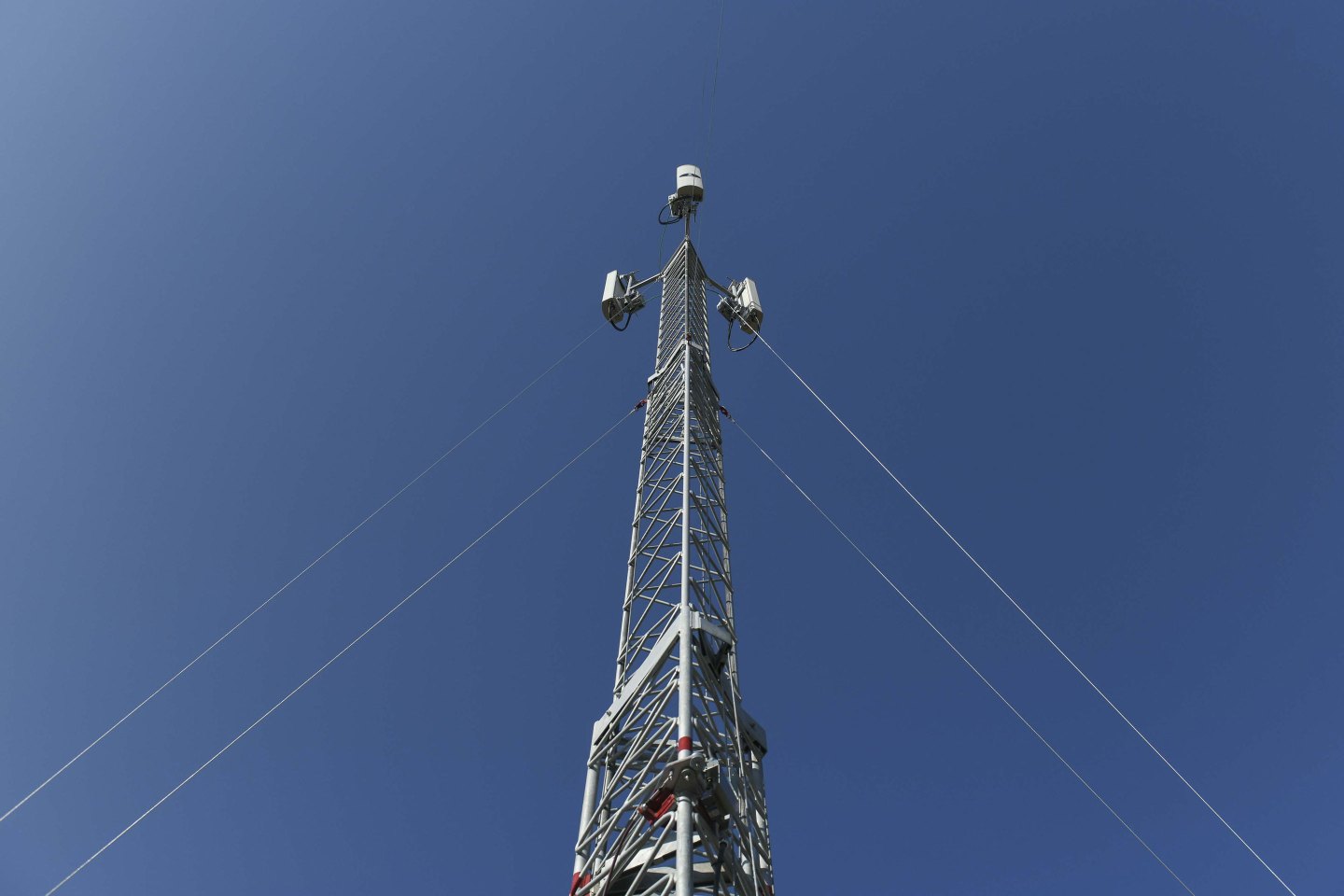 A portable Dish Network 5G wireless tower in Sedalia, Colo., on Aug. 31, 2020.