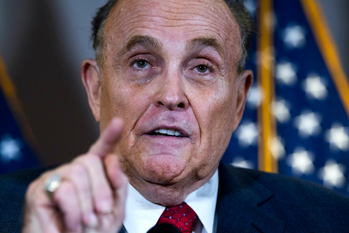 Federal prosecutors fearing ‘witness intimidation’ illegally searched Rudy Giuliani’s Apple iCloud account, lawyers say