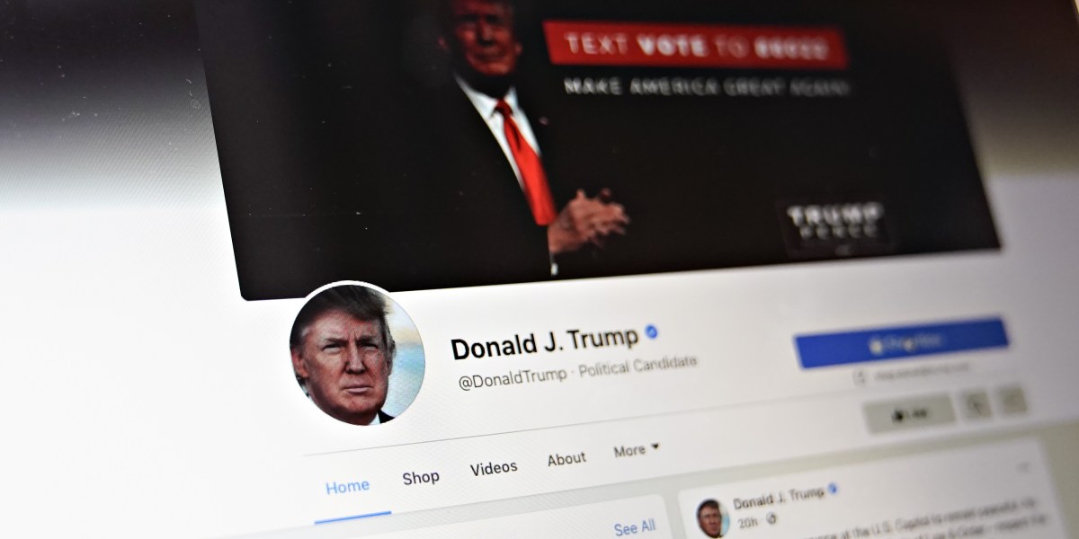 Facebook's oversight board upholds Trump suspension—but sees permanent ...