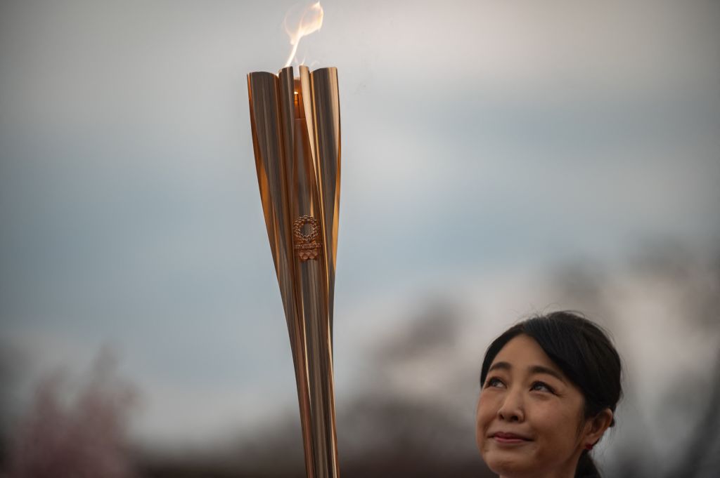 OLY-TOKYO-2020-2021-TORCH