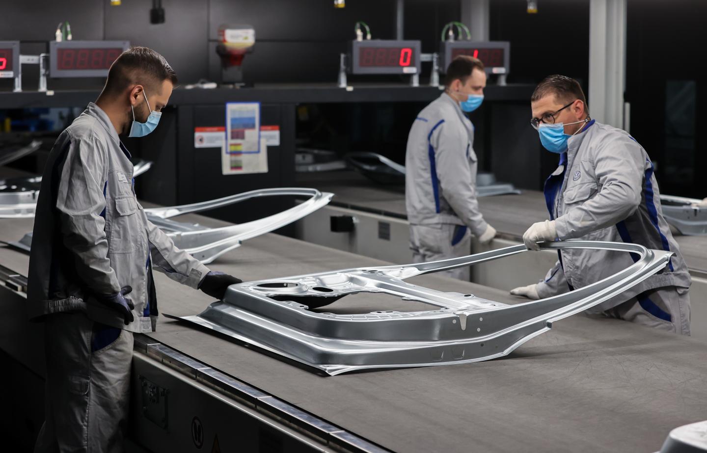 Semiconductor shortage overshadows record Volkswagen Q1