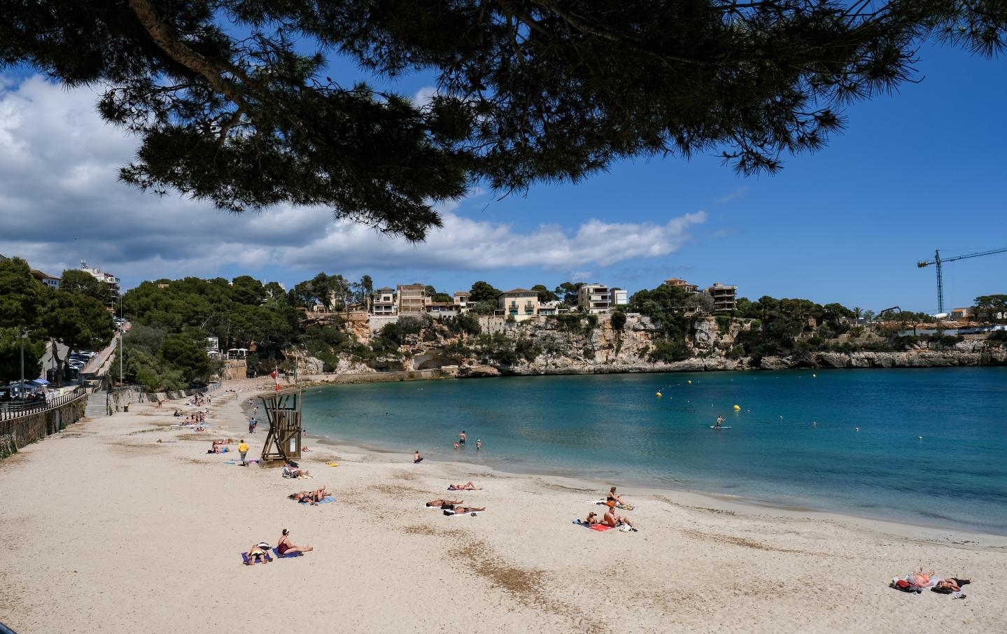 After losing $4.5 trillion last year, global tourism industry looks for swift rebound