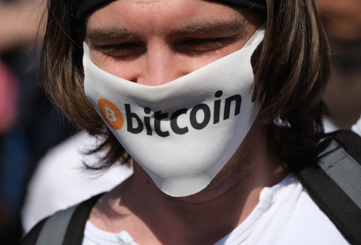 Bitcoin bombs below $40,000, erasing all gains since Tesla announced its massive crypto bet