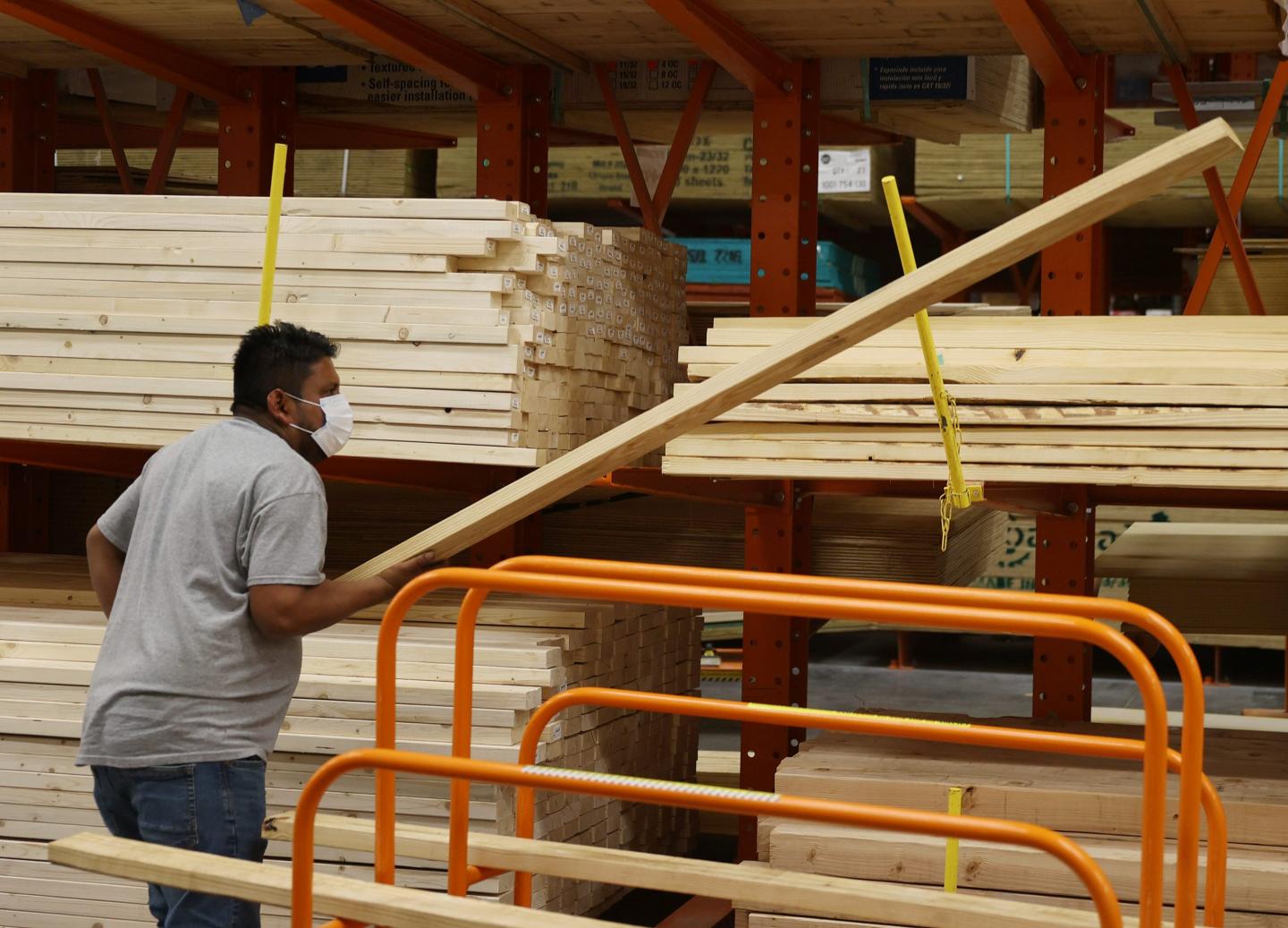 Biden administration could double Canadian lumber tariffs even as wood and construction costs soar