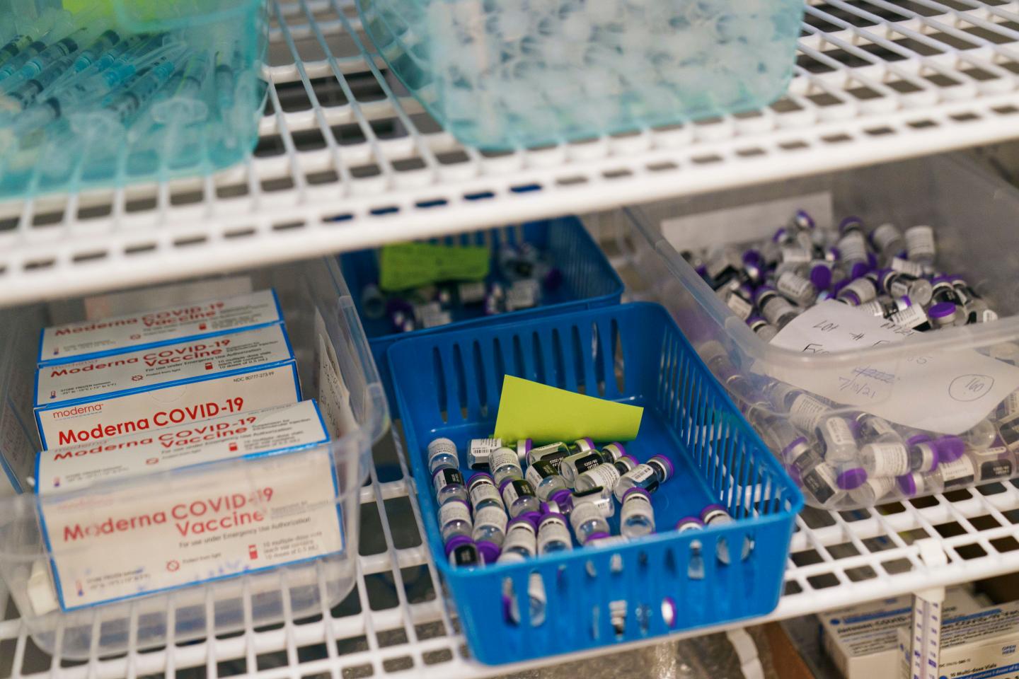 As the vaccine surplus grows in the U.S., states are struggling to administer doses before expiration date