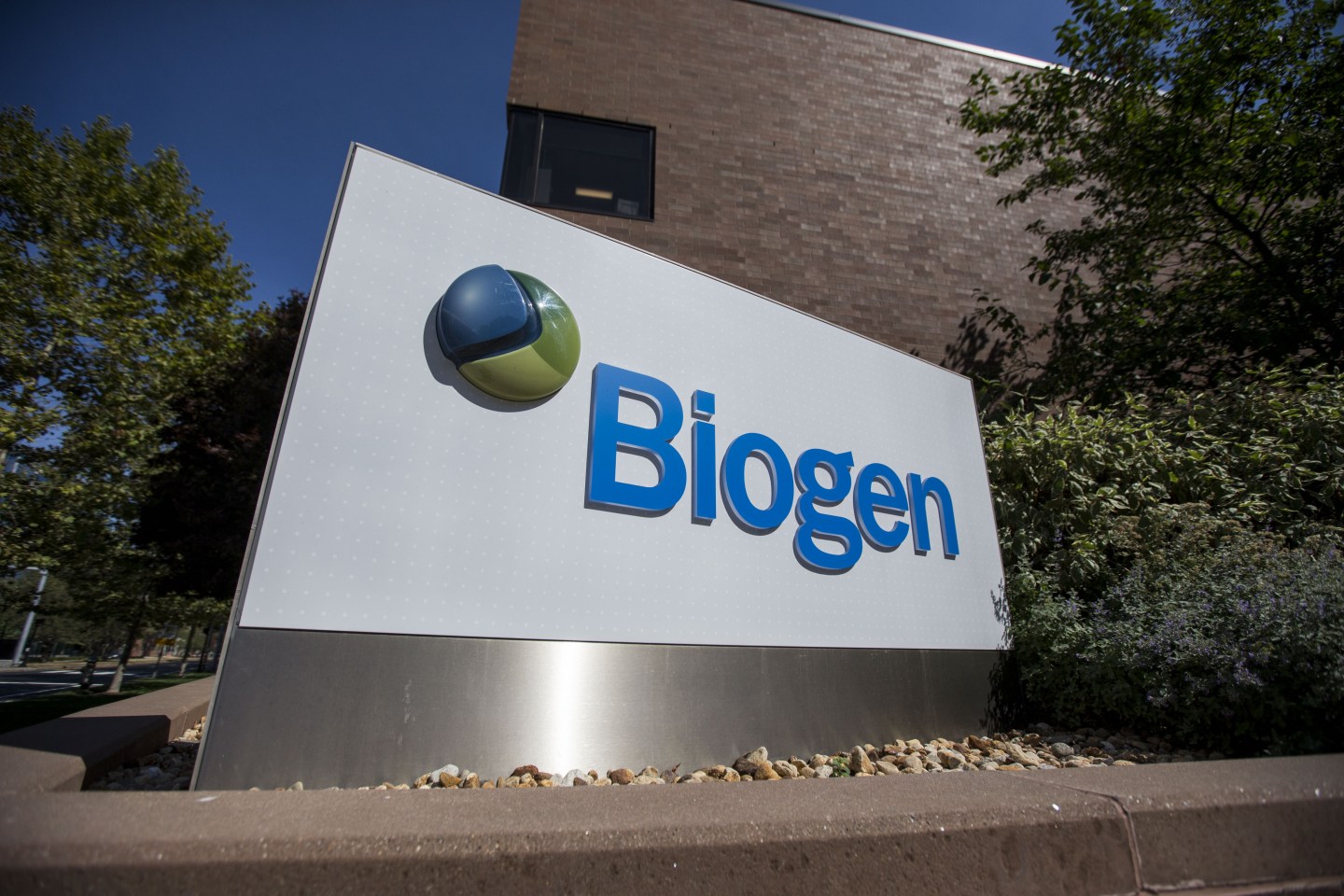 Biogen aducanumab FDA approval