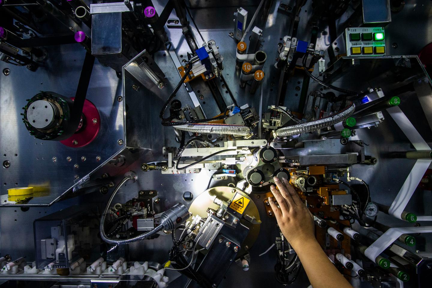 Commentary-Lithium-Ion Batteries