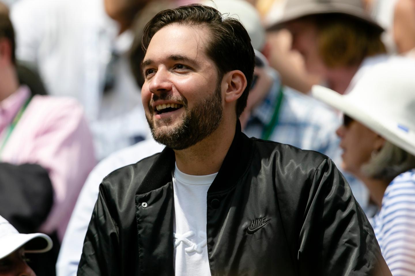Reddit co-founder invests in sports betting app Wagr