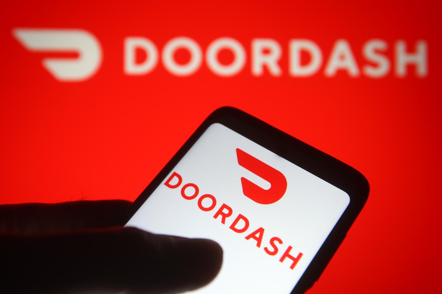 DoorDash CEO Tony Xu should be kicked off the board, investor advisory firm says