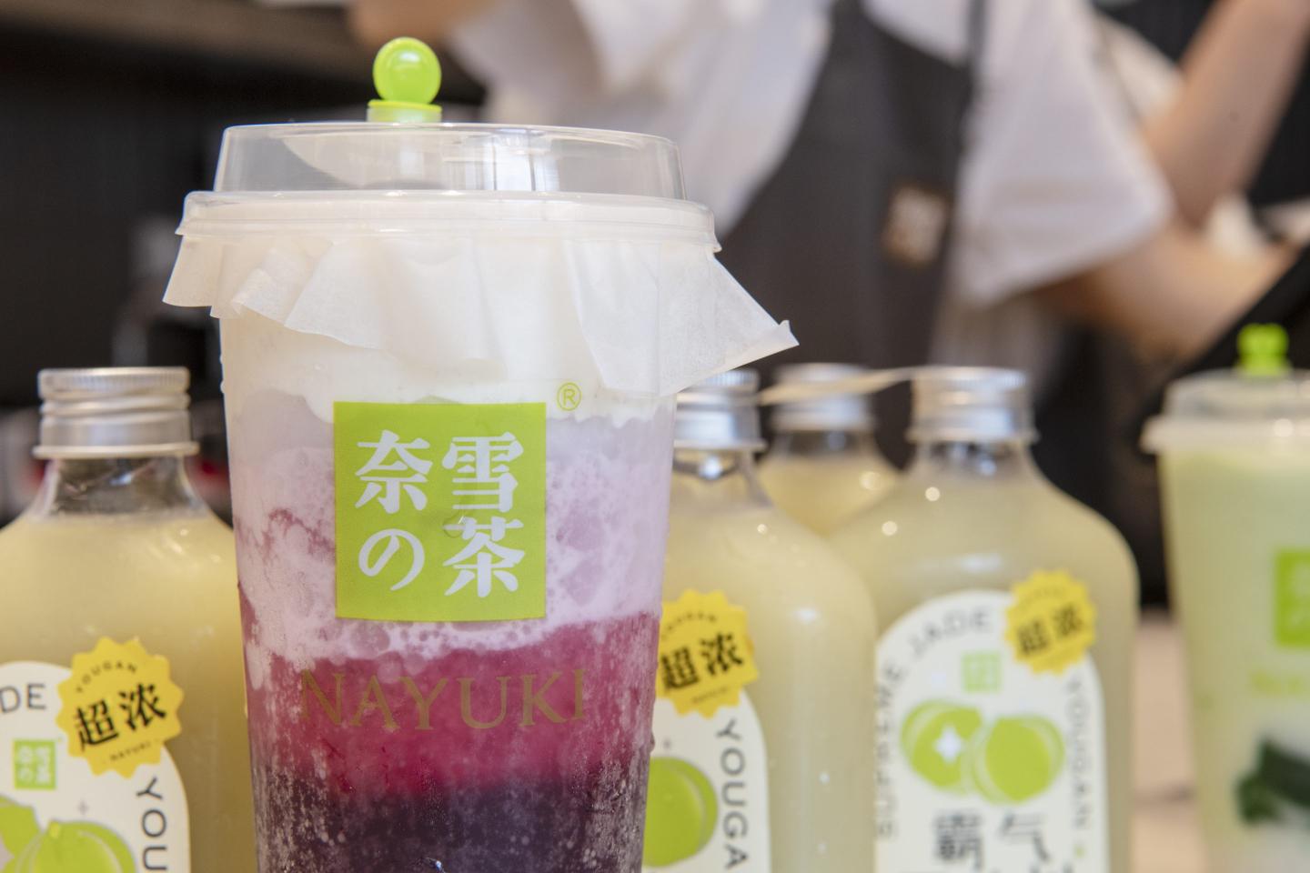 Hong Kong’s first listed fruit tea company flops in its debut