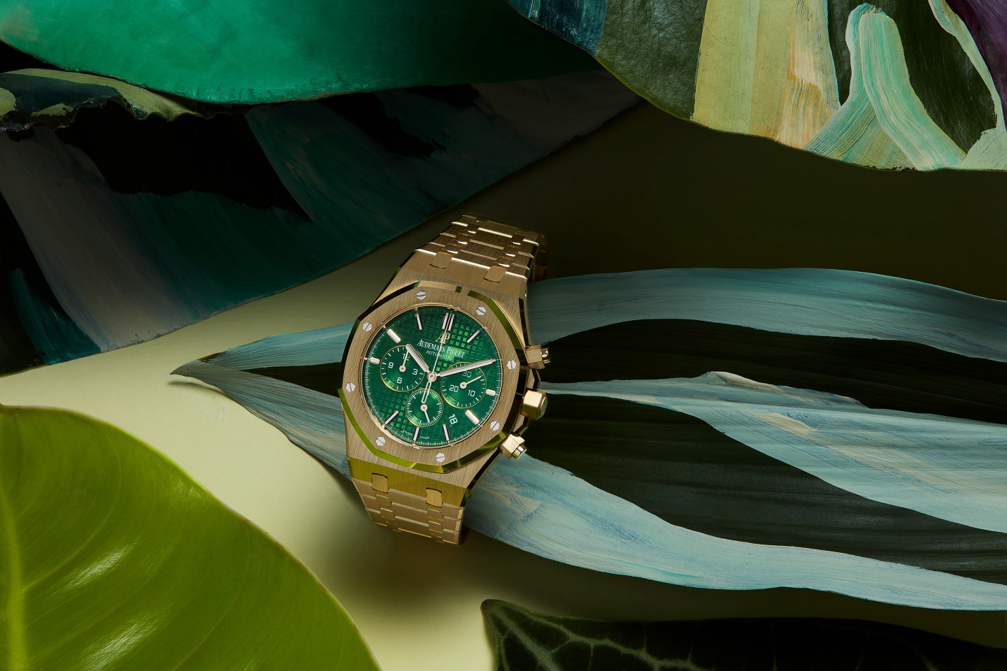 PAS.0721.Green Face Watches-Featured image