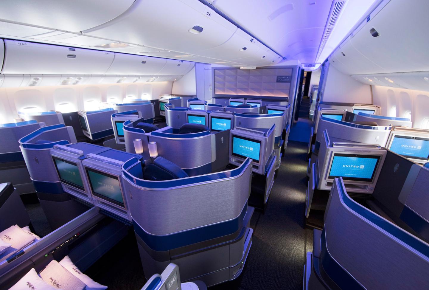 Inside United’s most premium cabin: Polaris business class