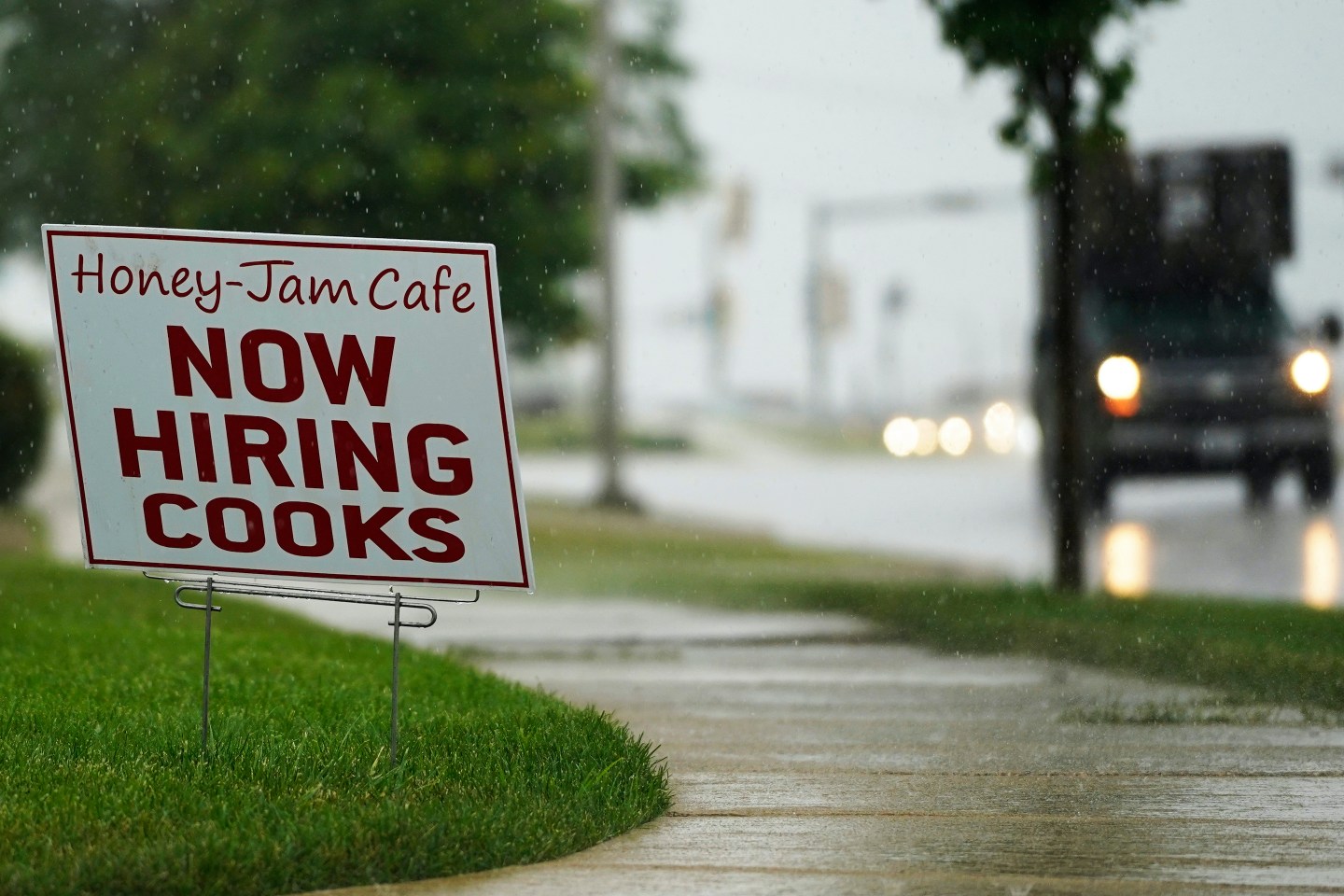 Worker pay rises strongly as businesses compete to attract talent