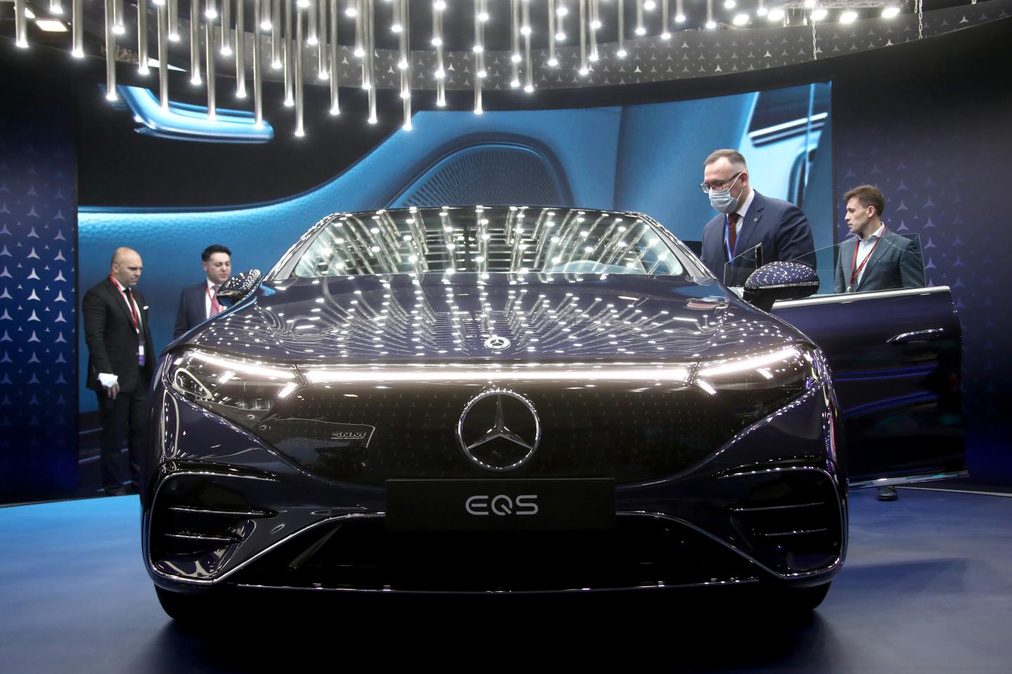 Unable to outrun Tesla or climate change, Mercedes goes all in on EVs