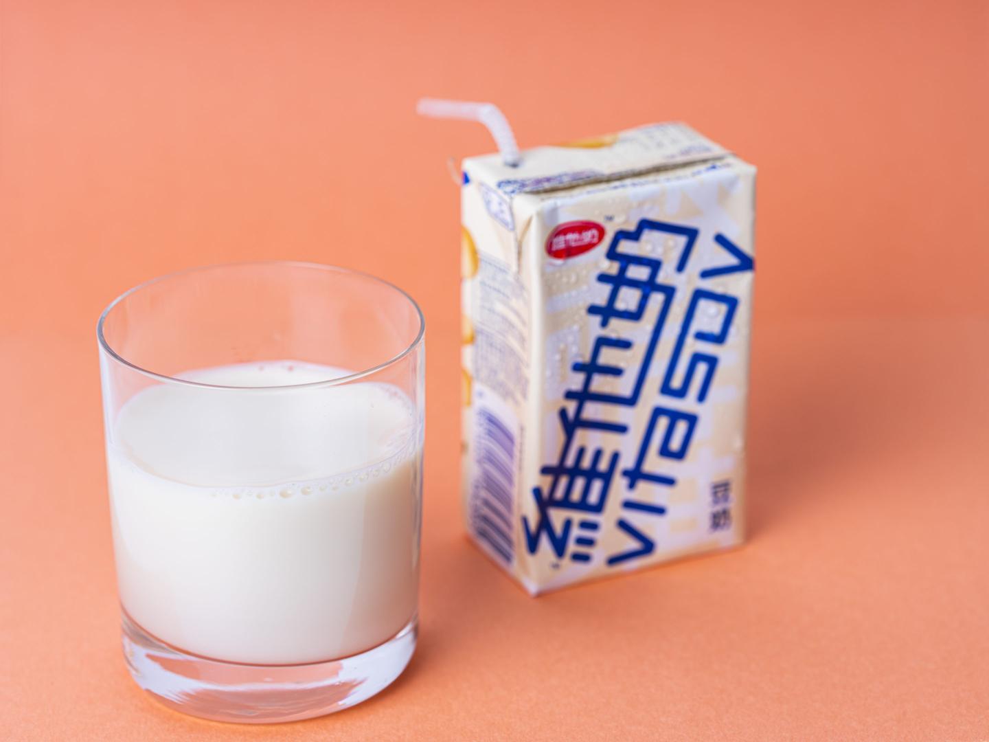 Ties to police stabbing cost Hong Kong soy milk firm $500 million in market value