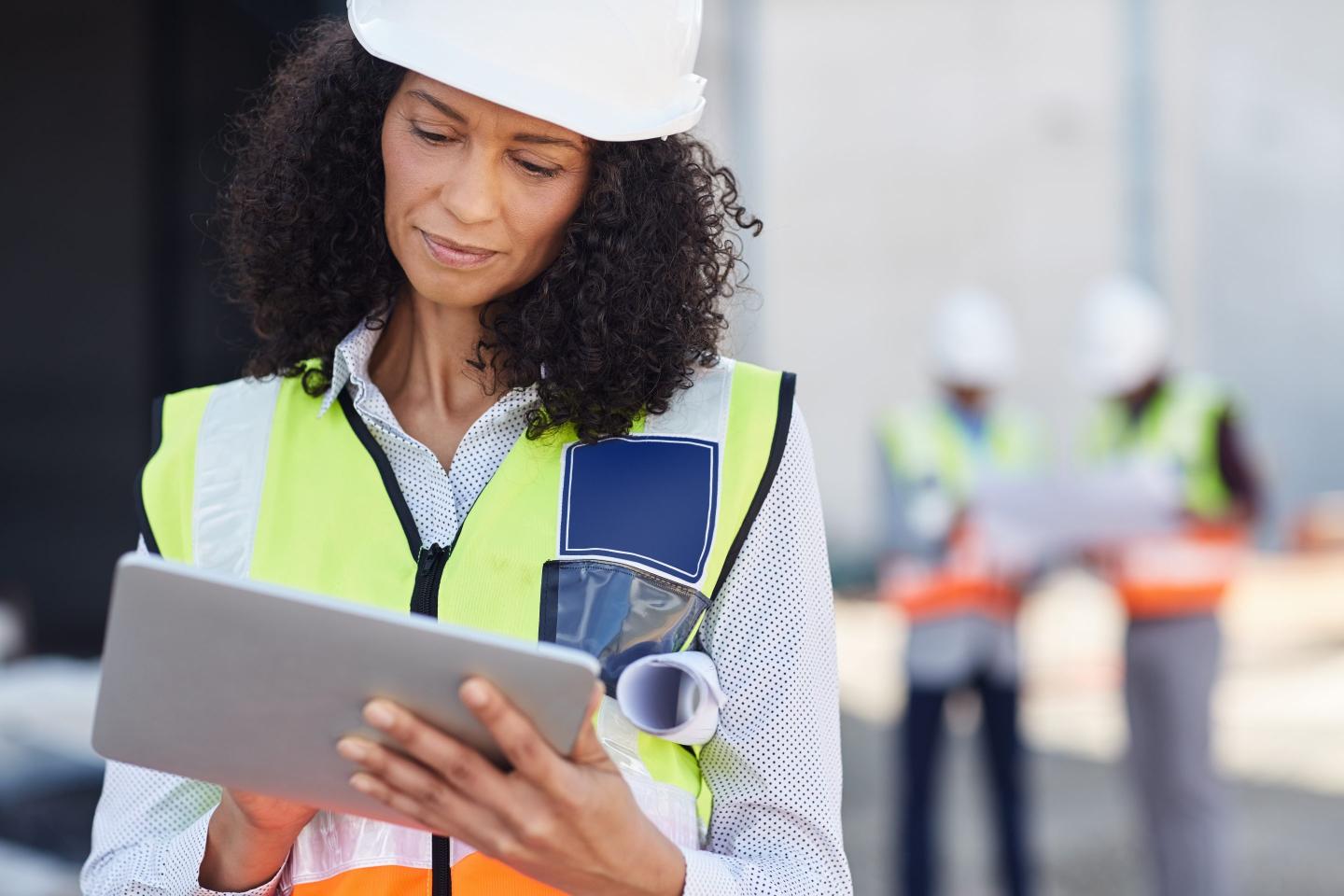 Let’s close the huge gender gap in federal contracts