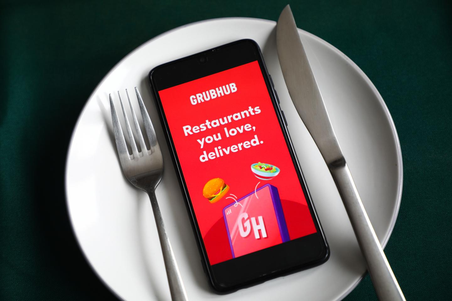 Grubhub wants to reduce waiting times for college students through robotic food delivery
