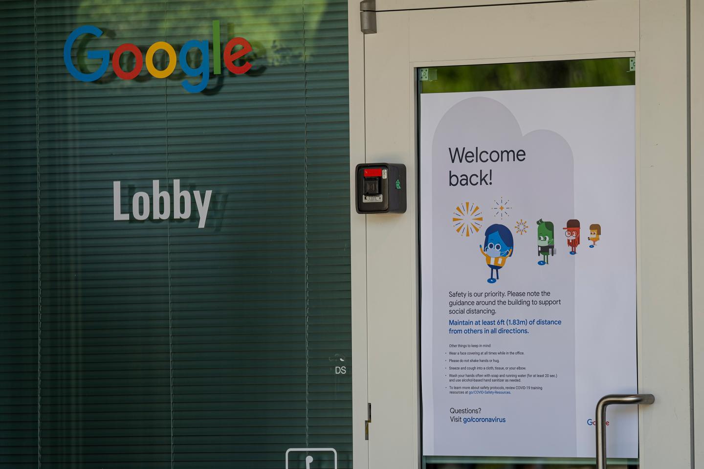 Google won’t bring workers back to office until October, will require vaccinations