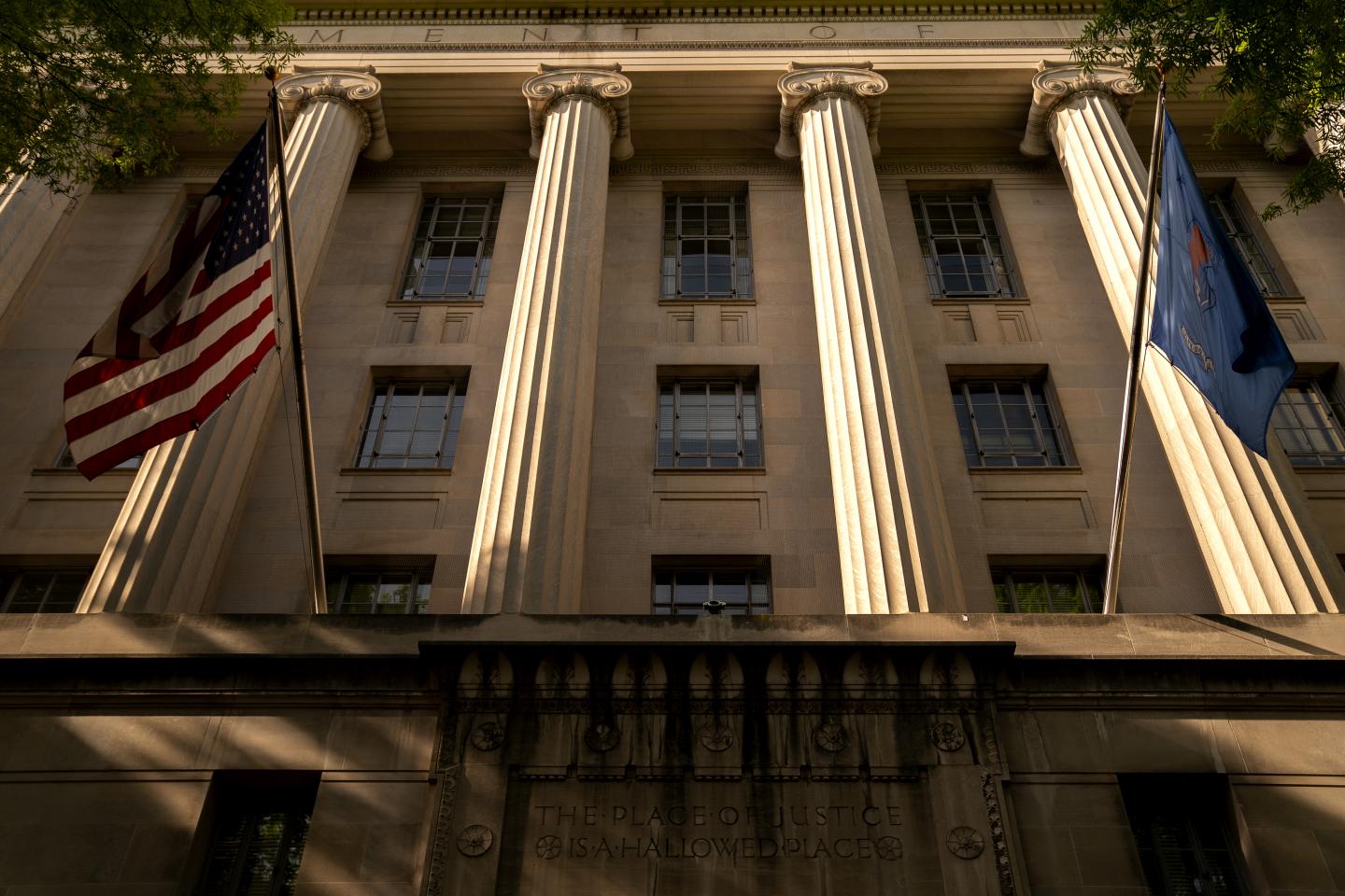 Big Tech gears up for a regulatory mud fight