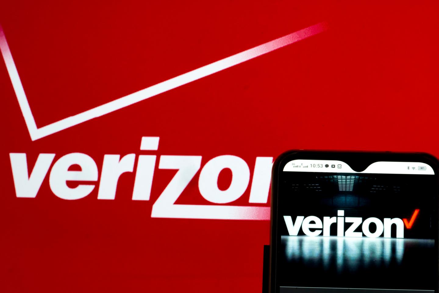 Verizon begins blocking spoofed ‘local’ robocalls
