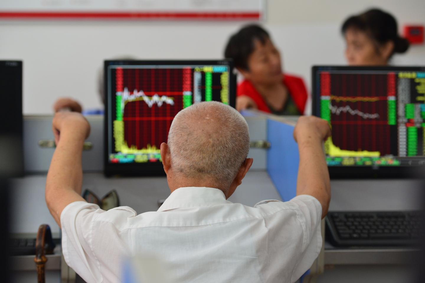Investors put the squeeze on stocks, Bitcoin ahead of a monster earnings day for Big Tech