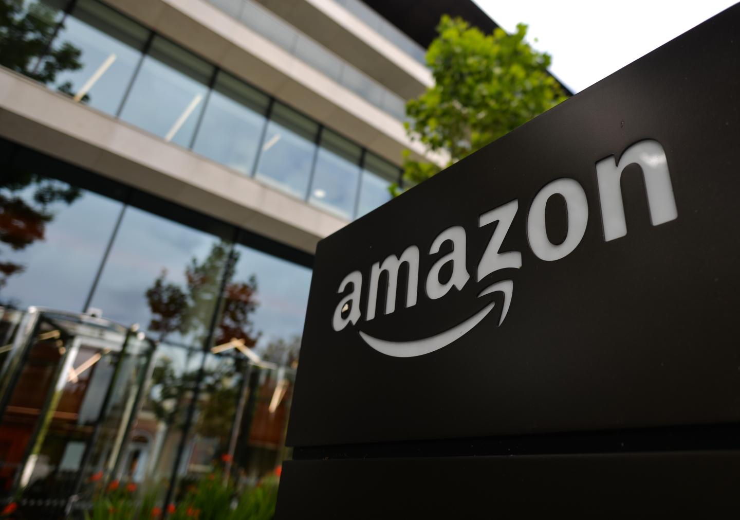 Markets fade as investors weigh inflation data and Amazon miss