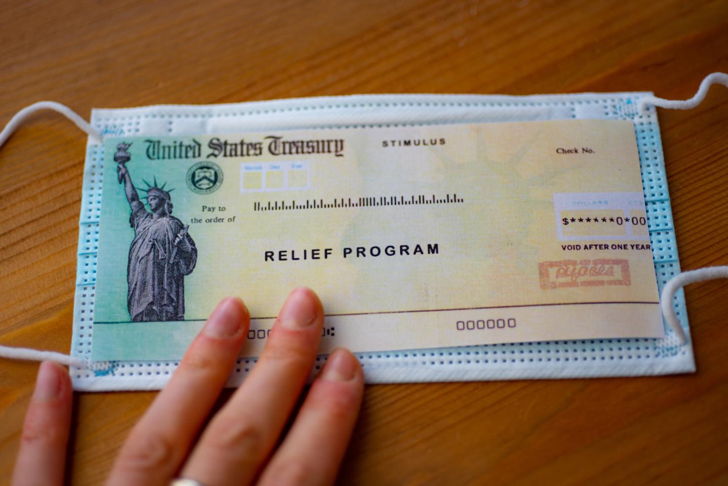 IRS sends out another 2.2 million $1,400 stimulus checks