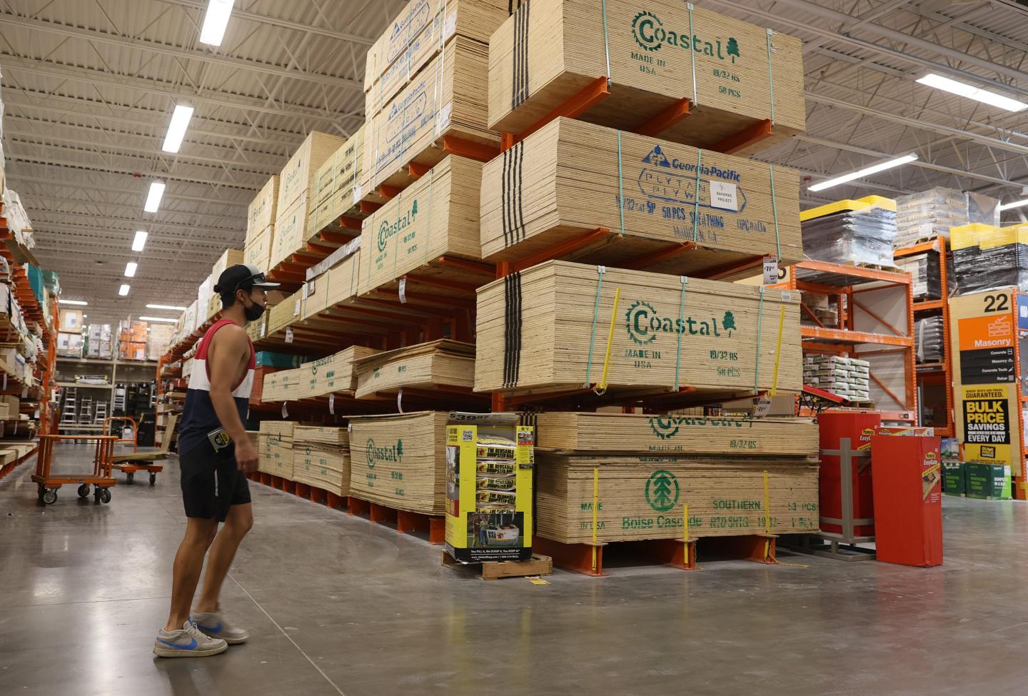 Hitting bottom? Lumber’s price is down 55%, but a rebound looms