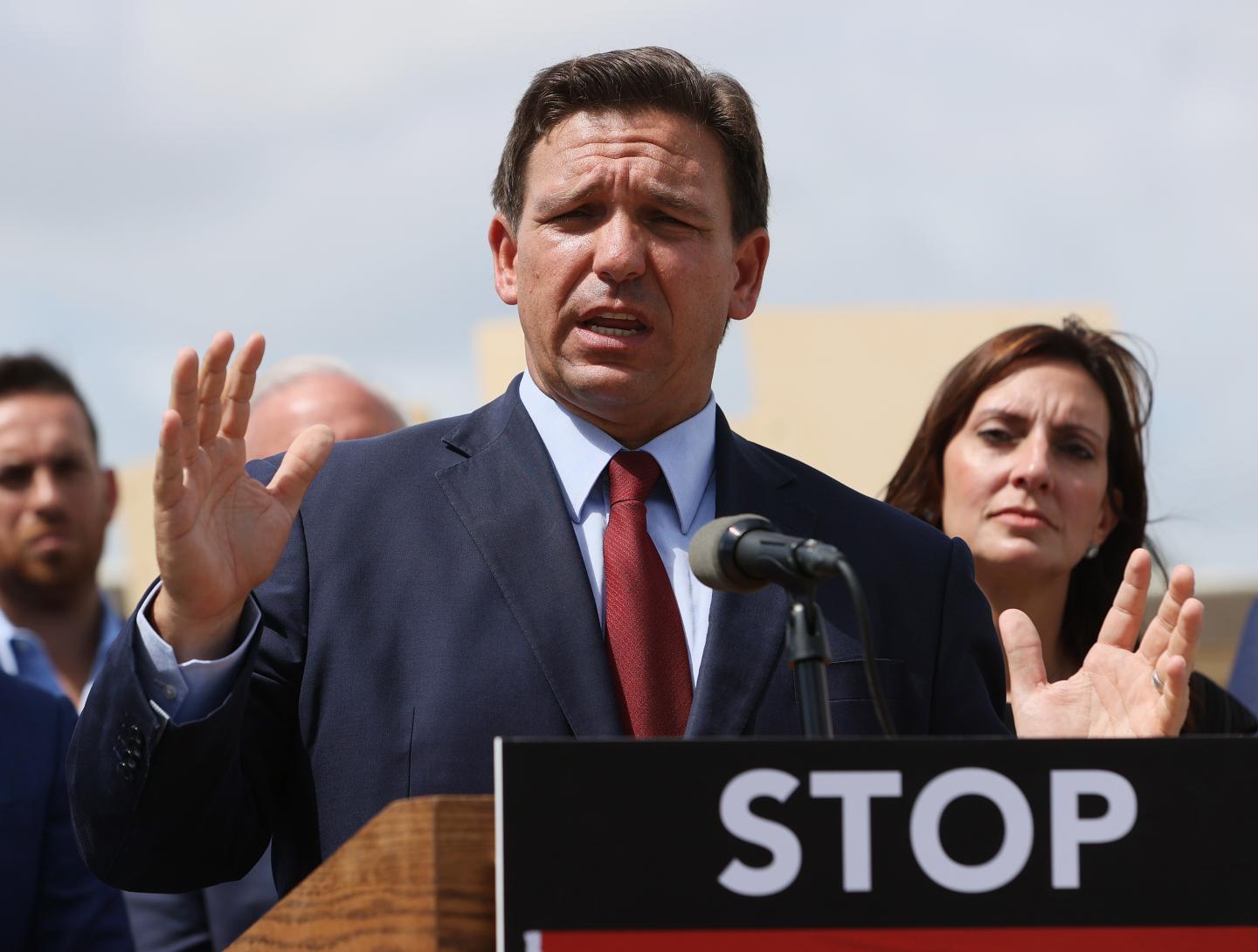 DeSantis campaign selling “Don’t Fauci My Florida” products ahead of 2024 race