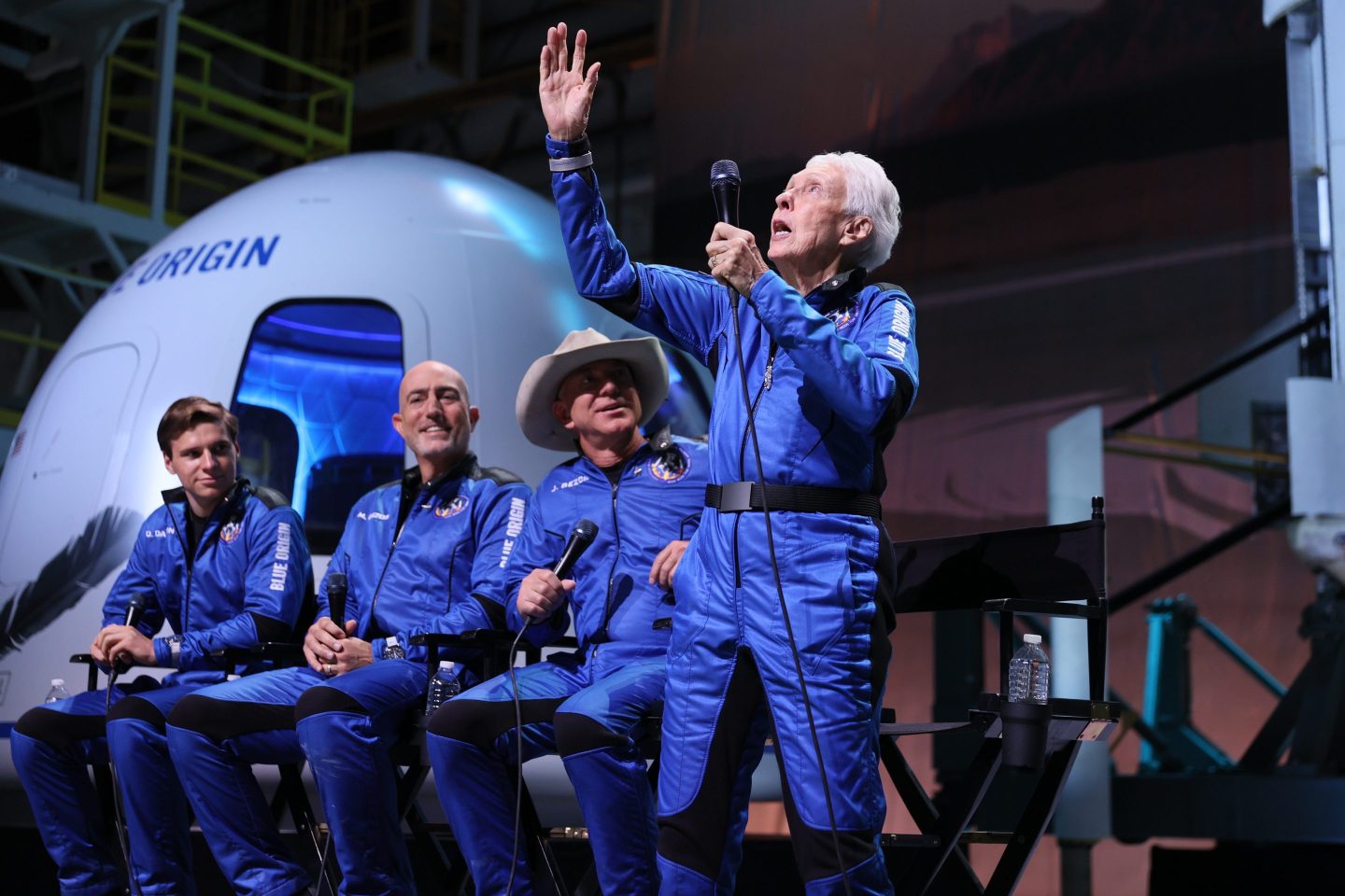 Jeff Bezos' Blue Origin New Shepard Space Vehicle Flies The Billionaire And Other Passengers To Space