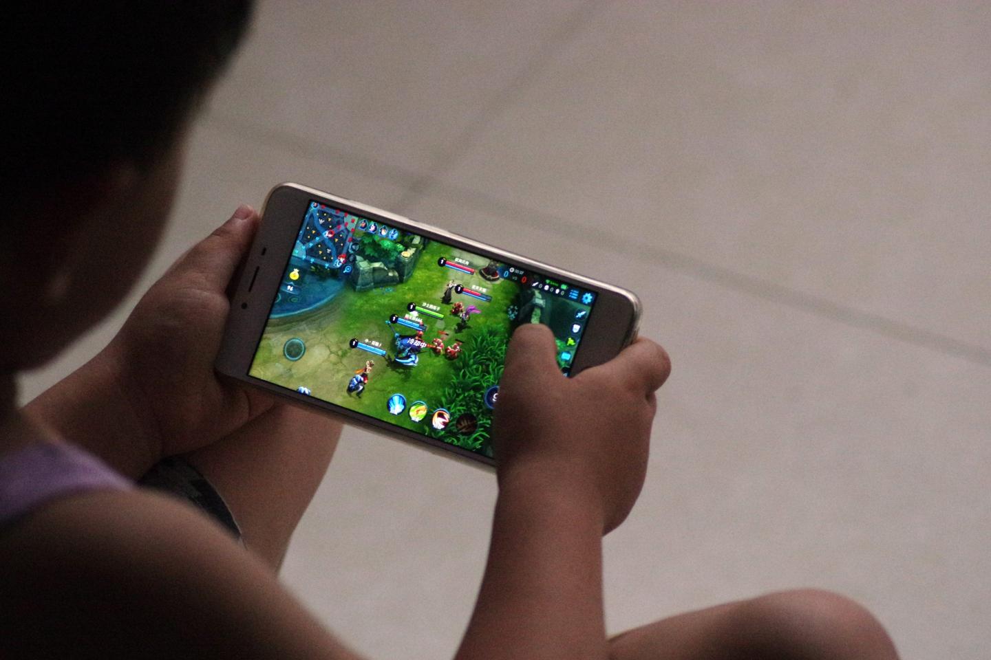 Tencent’s latest strategy to stop kids playing games late at night: facial recognition