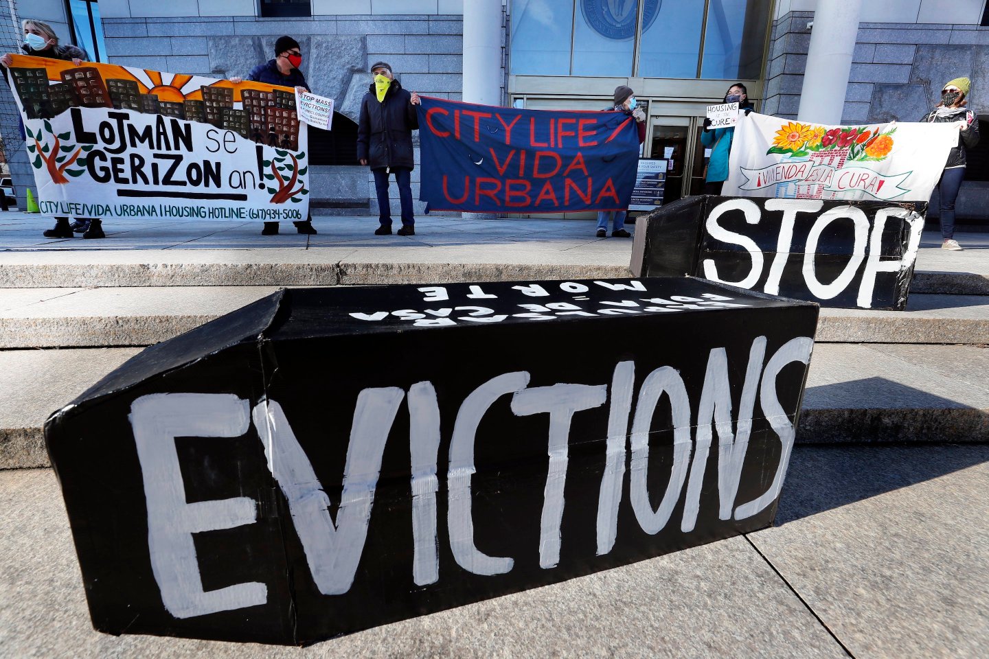 FILE &#8211; In this Jan. 13, 2021, file photo, tenants&#8217; rights advocates demonstrate in front of the Edward W. Brooke Courthouse in Boston. A federal judge is refusing landlords&#8217; request to put the Biden administration’s new eviction moratorium on hold, though she made clear she thinks it&#8217;s illegal. U.S. District Judge Dabney Friedrich on Friday, Aug. 13, said her “hands are tied” by an appellate ruling the last time courts considered the evictions moratorium in the spring. (AP Photo/Michael Dwyer, File)