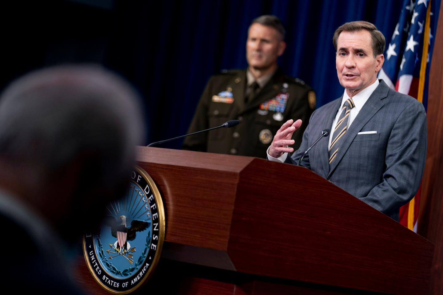 Pentagon mandates COVID vaccine for all service members