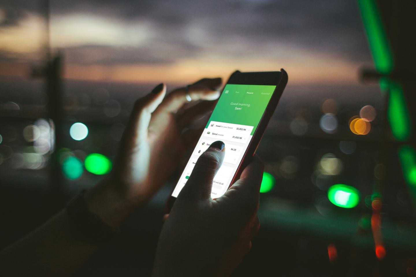 Twitter exec heads to Acorns as the new CFO