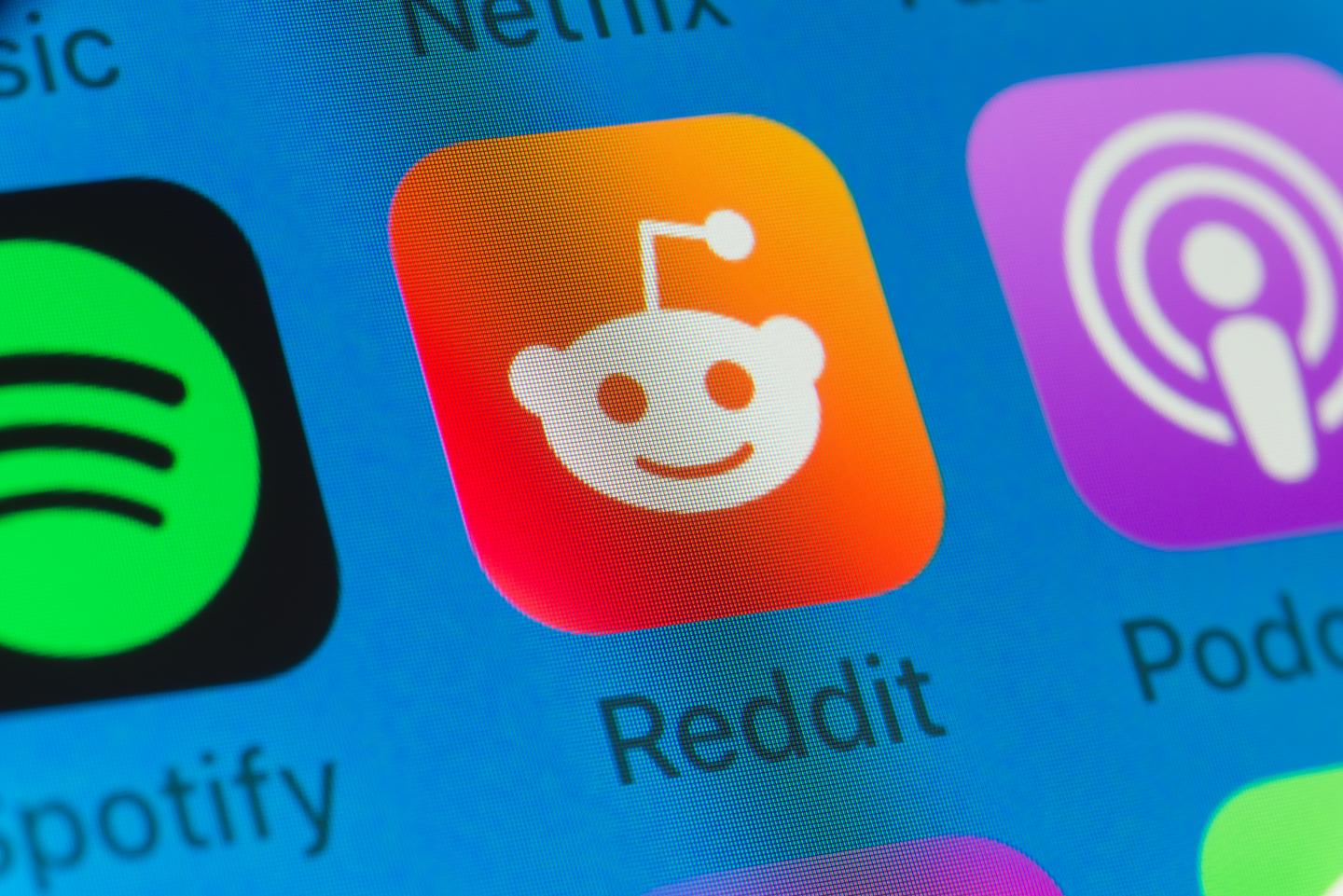 Reddit to allow COVID-19 misinformation to spread on its forums