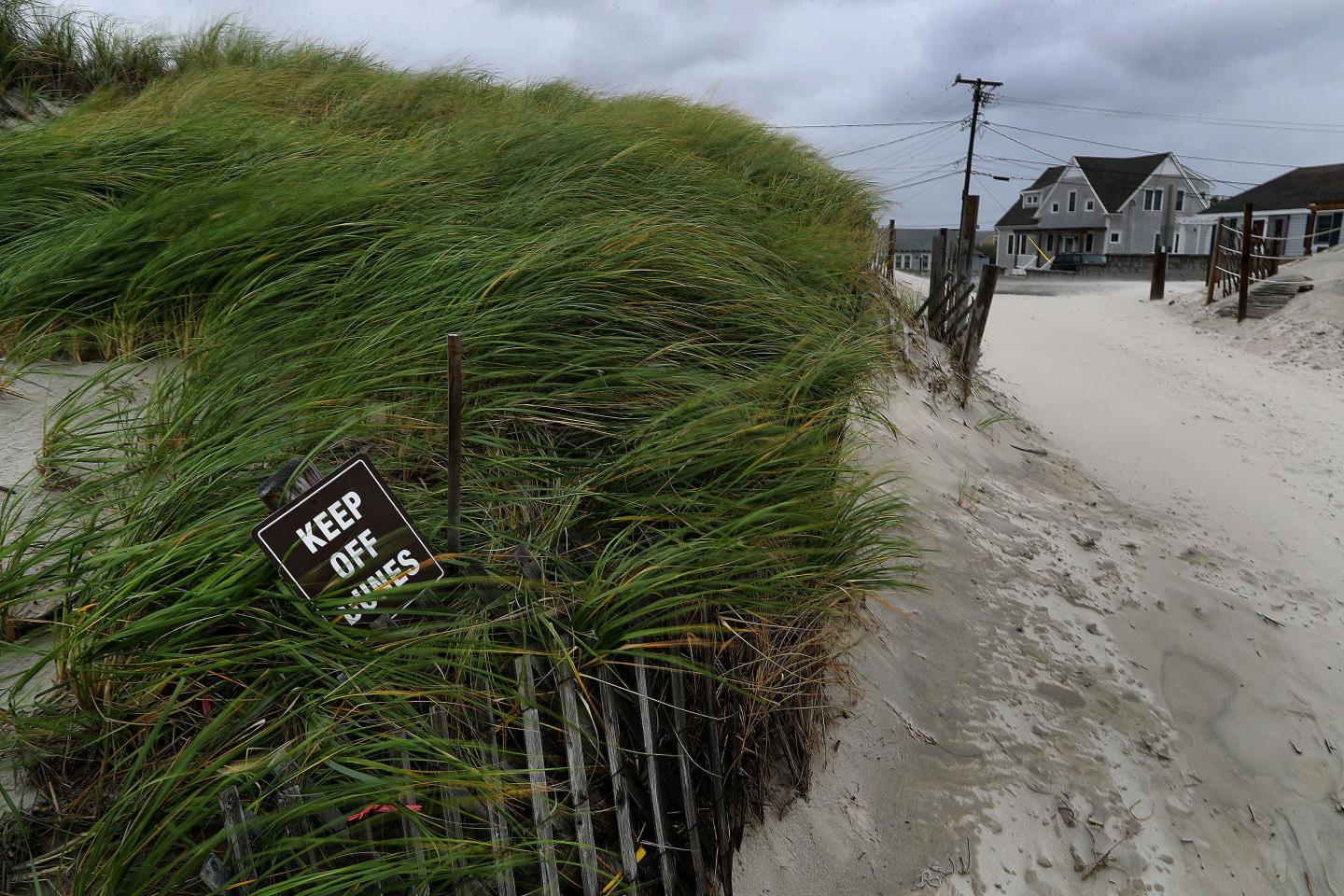 Hurricane Henri expected to hit parts of the Northeast starting Sunday