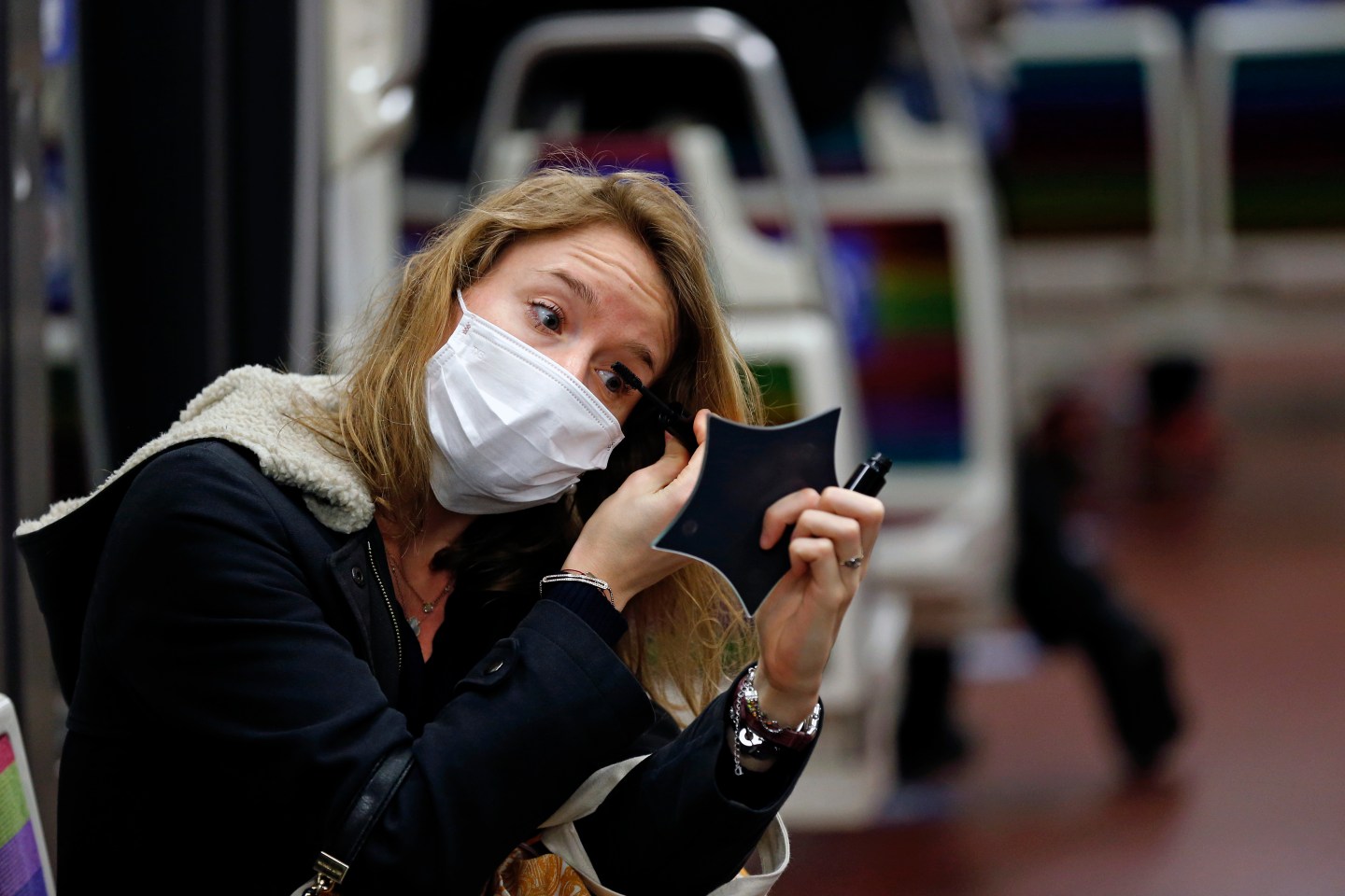Working women abandoned makeup during the pandemic.