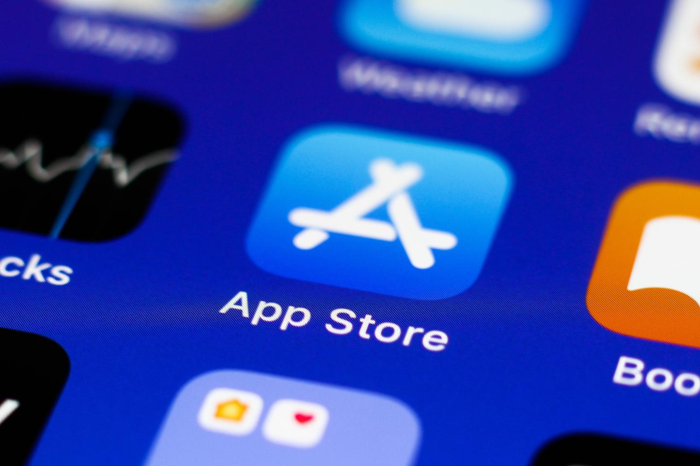 South Korea moves to ban Apple and Google’s payment exclusivity