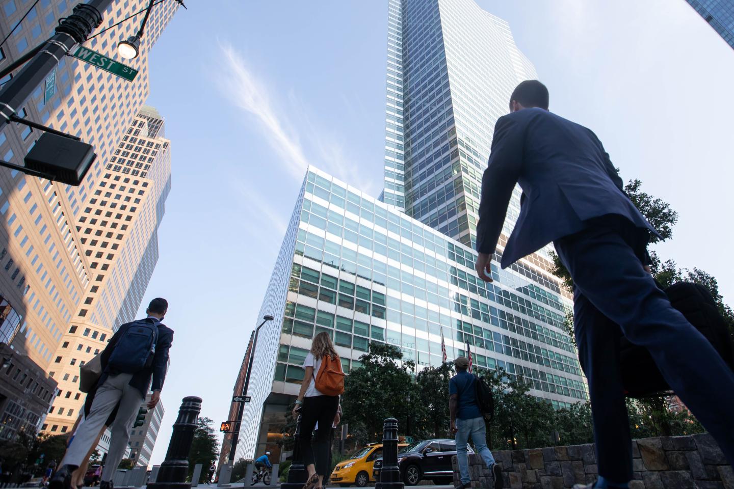 Wall Street joins tech giants with tougher mask rules and COVID vaccine mandates