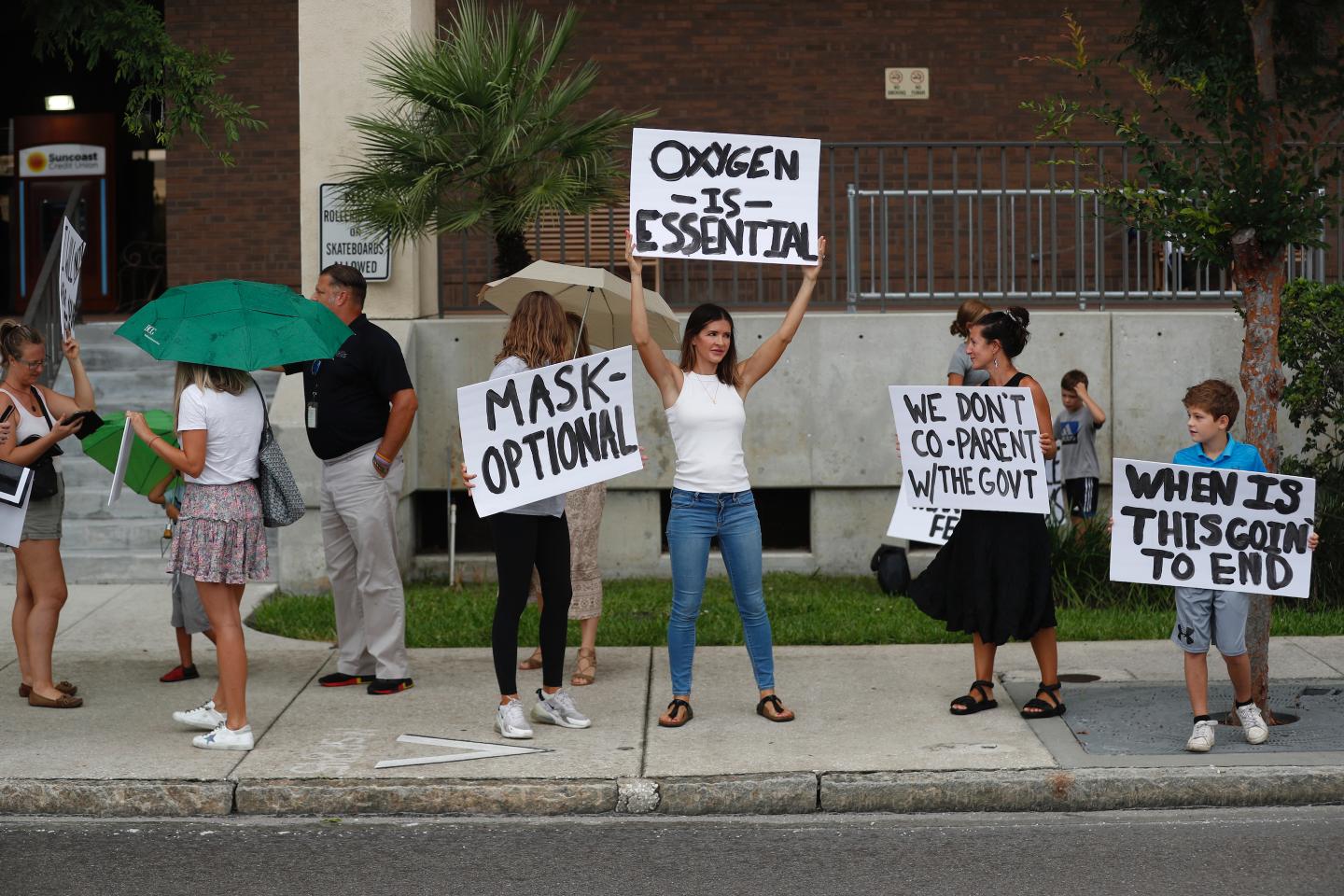 Nearly 9,000 Tampa-area students and school faculty are in quarantine after COVID exposure