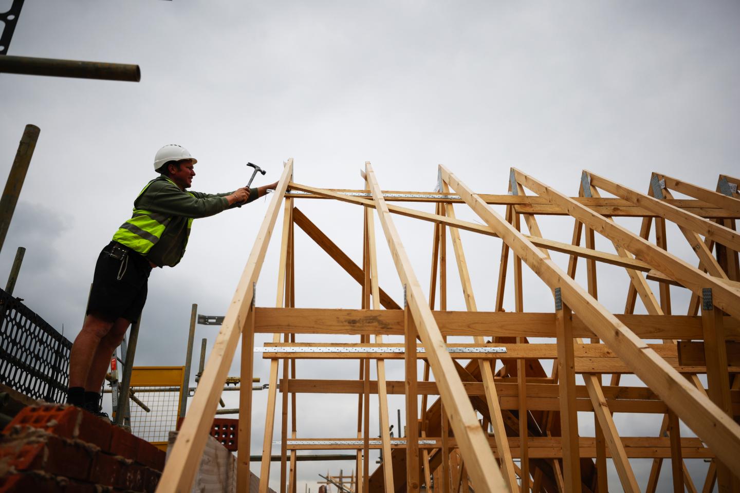 Wood you look at that: Lumber is cheap again