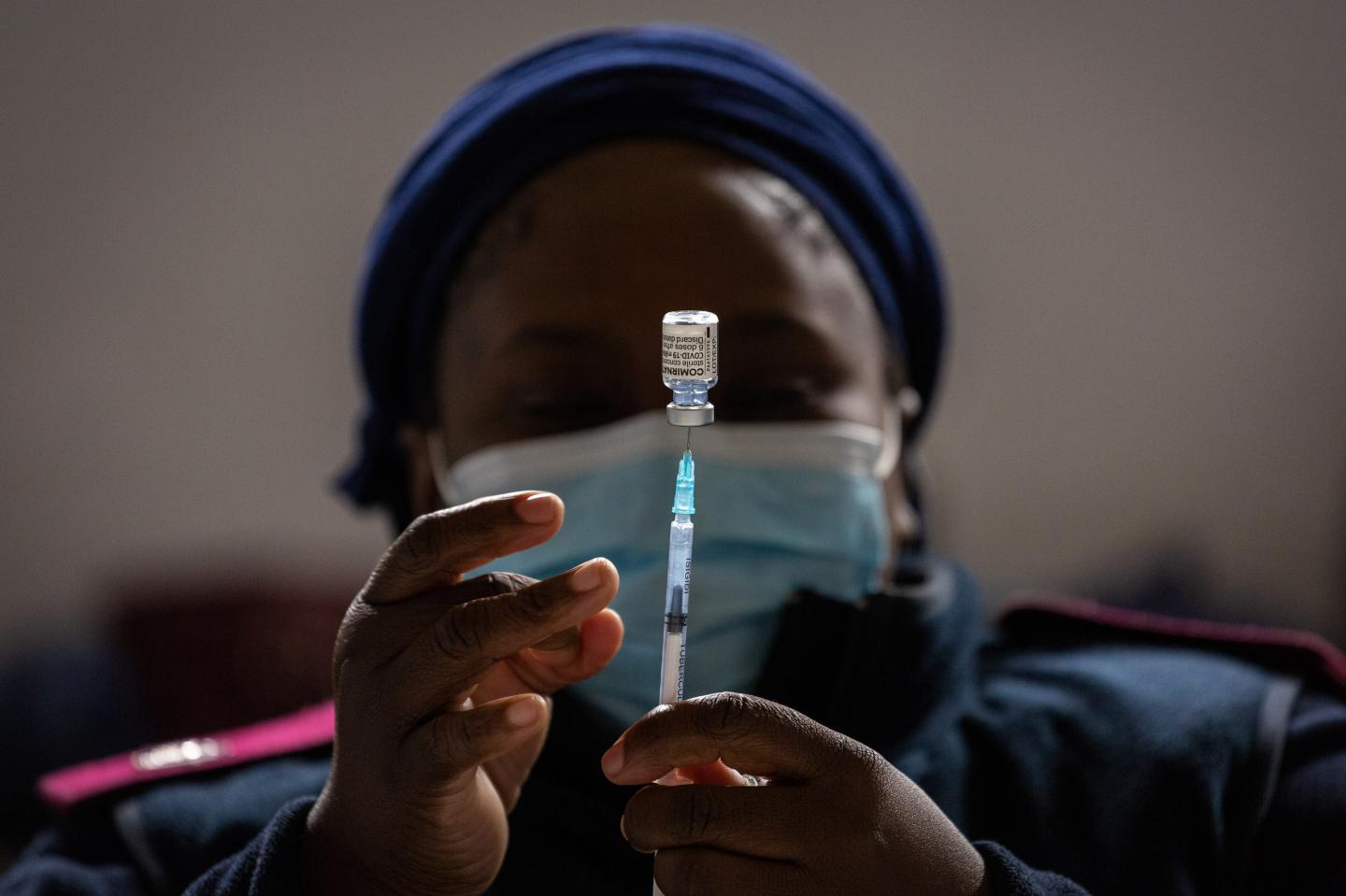 Pfizer COVID vaccine poised to get full FDA approval next week