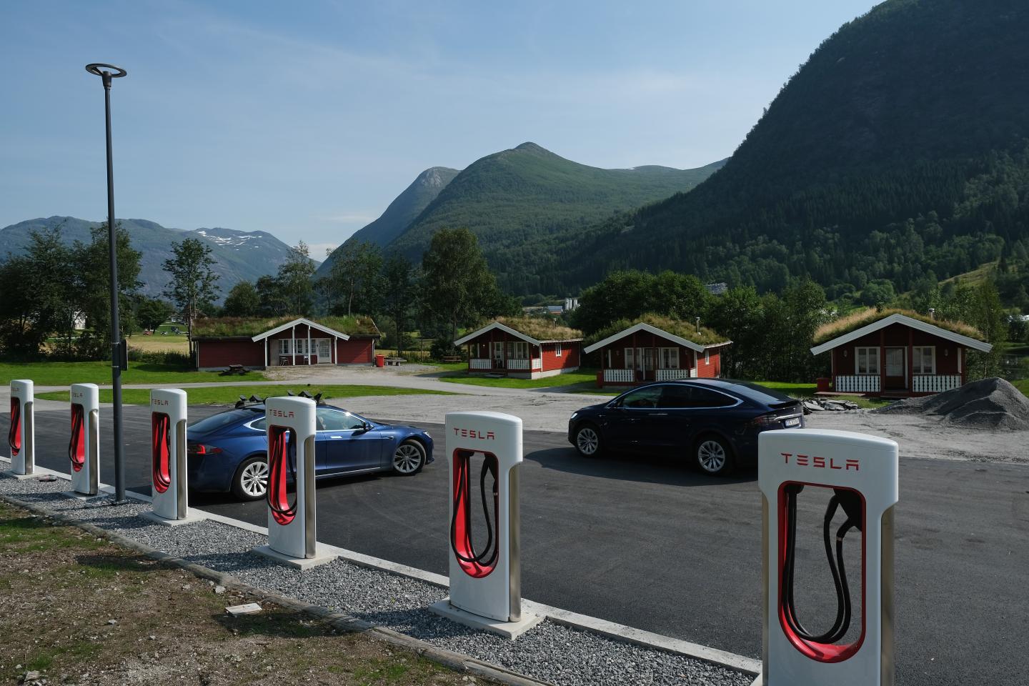 EV sales are booming just about everywhere—except in the U.S.