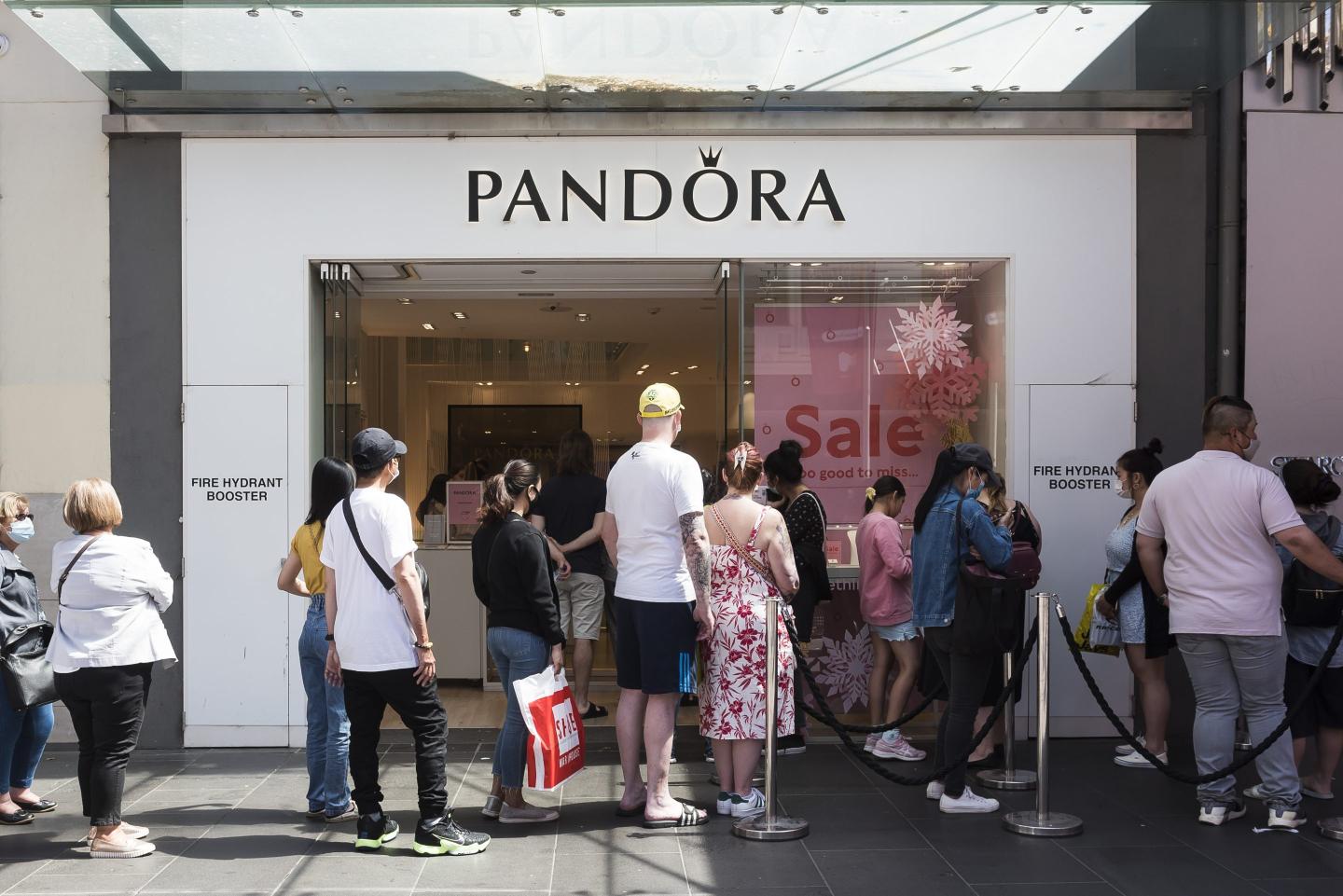 Australians Celebrate Boxing Day Under COVID-19 Restrictions